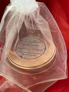 Loughrea Aroma Candle - English Pear & Fressia